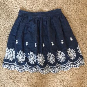 Embroidered denim skirt size s